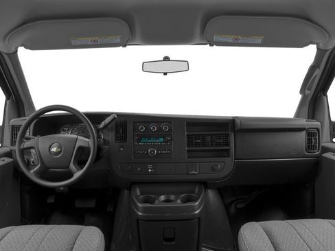 Used 2017 Chevrolet Express 3500 RWD image 11