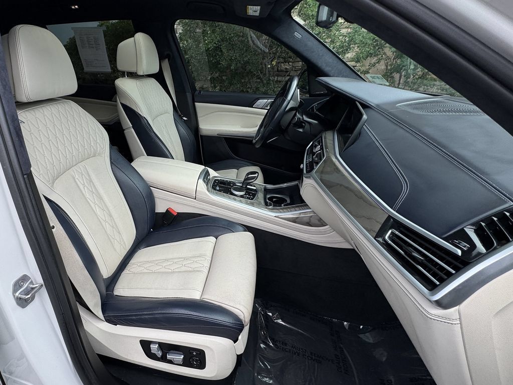 Used 2019 BMW X7 xDrive40i w/ Premium Package AWD/4WD image 42