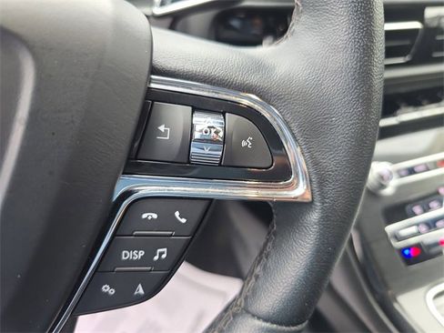 Used 2023 Lincoln Nautilus FWD image 20