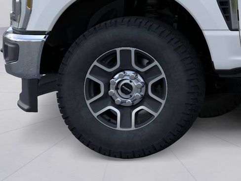 New 2026 Ford F250 Lariat w/ FX4 Off-Road Package AWD/4WD image 19