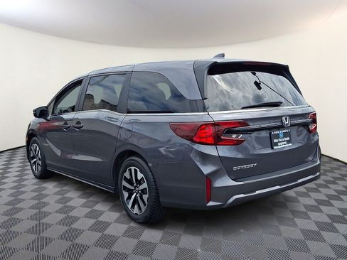Used 2025 Honda Odyssey EX-L image 5