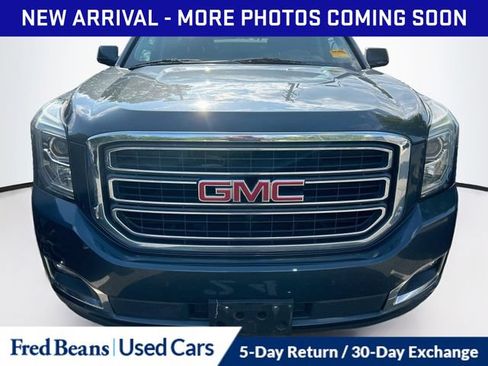 Used 2019 GMC Yukon SLE w/ SLE Value Package AWD/4WD image 3