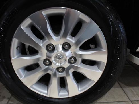 Used 2017 Toyota Sequoia Platinum AWD/4WD image 13