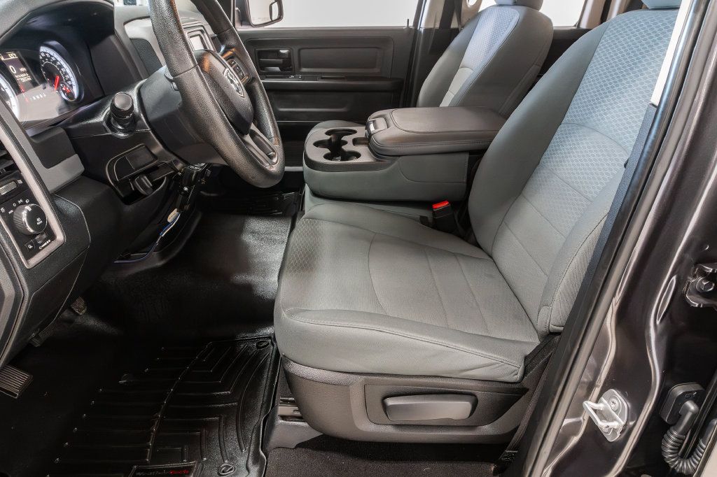 Used 2017 RAM 1500 Express w/ Express Value Package AWD/4WD image 10
