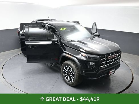 Used 2025 GMC Canyon AT4 w/ Nightfall Edition AWD/4WD image 61