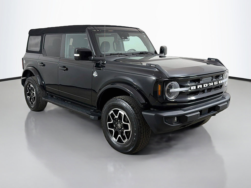Used 2023 Ford Bronco Outer Banks AWD/4WD image 44