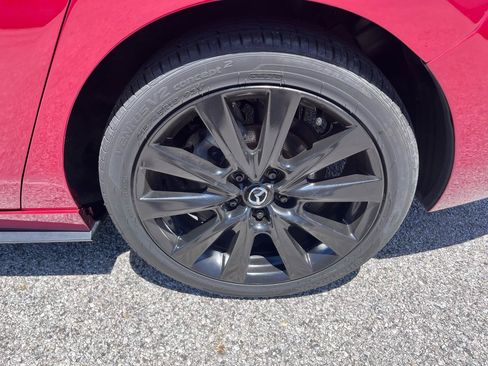 Used 2021 MAZDA MAZDA3 s FWD image 9