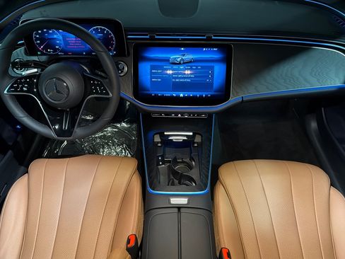 New 2026 Mercedes-Benz E 450 4MATIC Sedan image 12