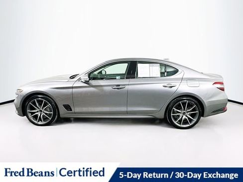 Used 2025 Genesis G70 2.5T image 4