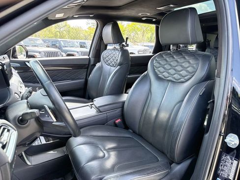 Used 2022 Hyundai Palisade Calligraphy w/ Winter Package AWD/4WD image 11