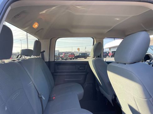Used 2018 RAM 3500 Tradesman w/ Chrome Appearance Group image 26