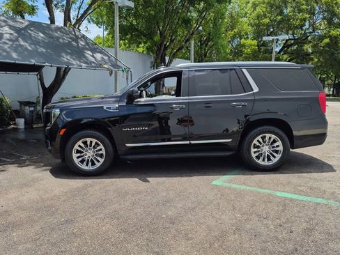 Used 2021 GMC Yukon SLT w/ SLT Luxury Plus Package AWD/4WD image 7
