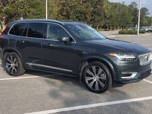 Used 2022 Volvo XC90 T8 Inscription w/ Advanced Package image 2