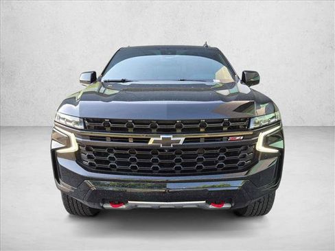 Used 2024 Chevrolet Tahoe Z71 w/ Luxury Package AWD/4WD image 2