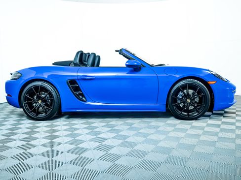 Used 2025 Porsche 718 Boxster image 9