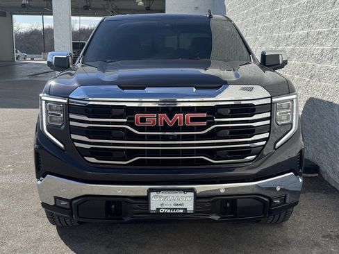 Used 2025 GMC Sierra 1500 SLT w/ SLT Premium Plus Package image 4