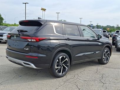 New 2025 Mitsubishi Outlander SE