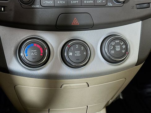 Used 2008 Hyundai Elantra SE image 14