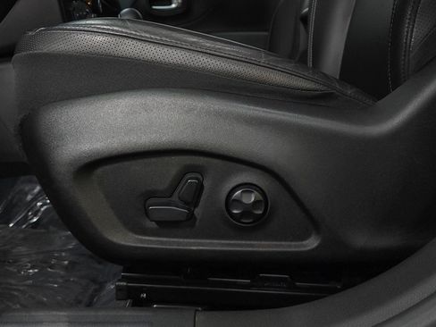 Used 2021 Jeep Renegade Limited image 39