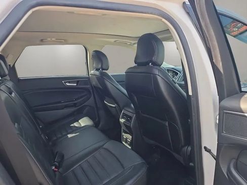 Used 2017 Ford Edge SEL w/ Equipment Group 201A FWD image 15