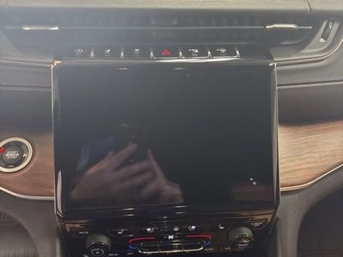 Used 2023 Jeep Grand Cherokee L Summit w/ Luxury Tech Group V RWD image 14