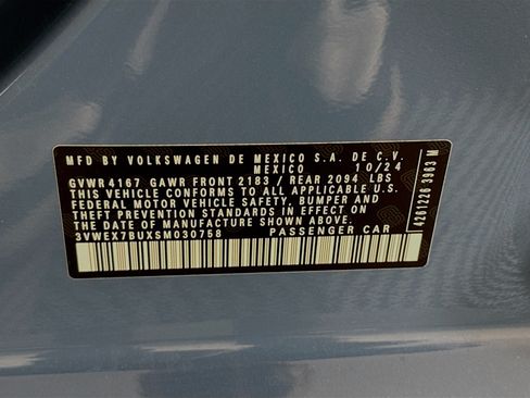 Used 2025 Volkswagen Jetta SE FWD image 38