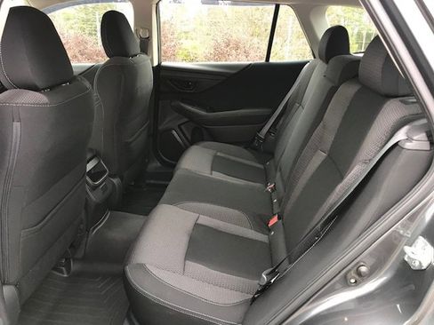 Used 2021 Subaru Outback 2.5i image 7