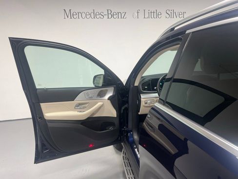 Used 2022 Mercedes-Benz GLE 350 4MATIC image 17