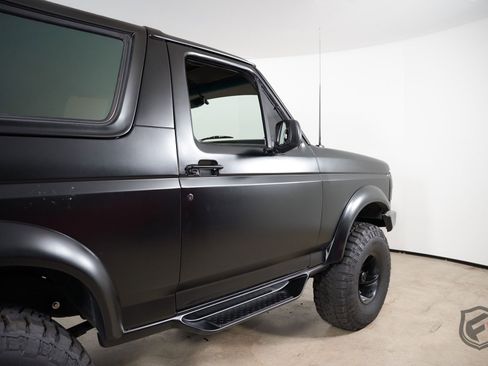 Used 1996 Ford Bronco Eddie Bauer image 26