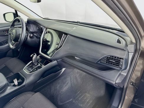 Used 2022 Subaru Outback Premium image 38