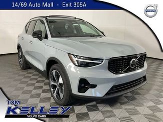New 2026 Volvo XC40 B5 Plus w/ Protection Package Premier 360° Tour