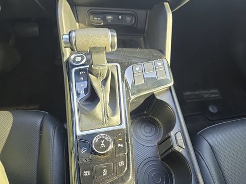 Used 2024 Kia Sportage X-Line w/ X-Line Premium Package AWD/4WD image 19