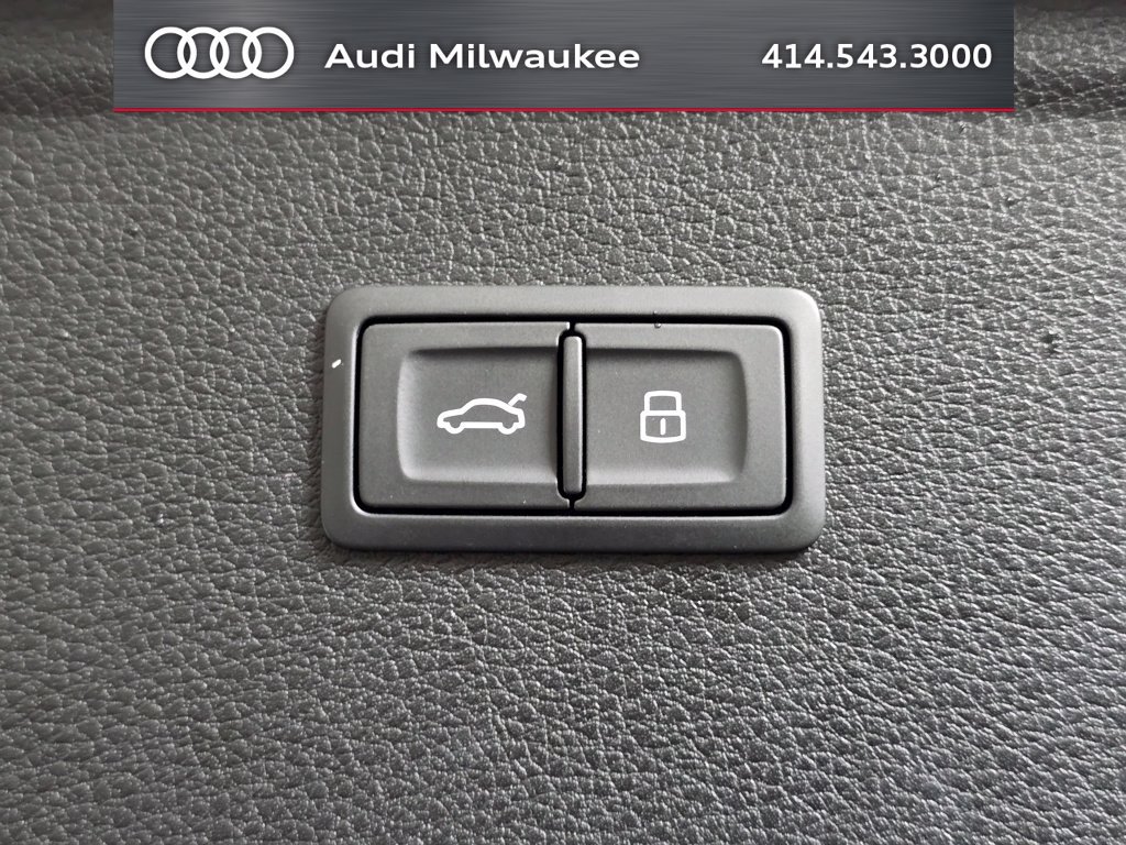 Used 2023 Audi Q5 2.0T Premium Plus w/ Premium Plus Package AWD/4WD image 10