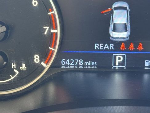 Used 2024 Nissan Altima 2.5 SV image 19