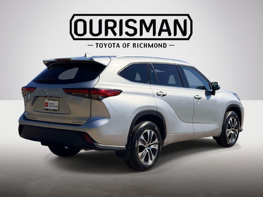 Certified 2021 Toyota Highlander XLE AWD/4WD image 21