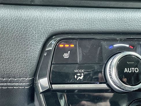 New 2026 Honda Pilot Touring image 15