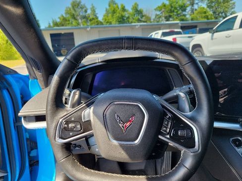 Used 2022 Chevrolet Corvette Stingray Preferred Cpe w/ Z51 Performance Package RWD image 14