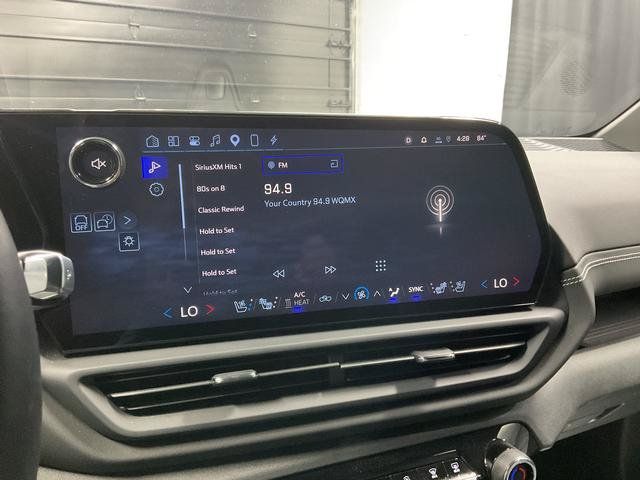 Used 2025 Chevrolet Silverado EV LT w/ LT Premium Package AWD/4WD image 19