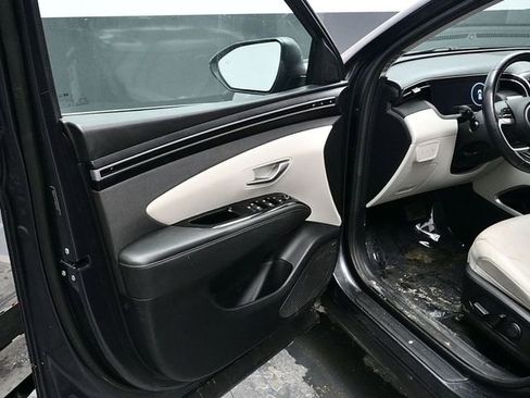 Used 2024 Hyundai Tucson Limited image 16