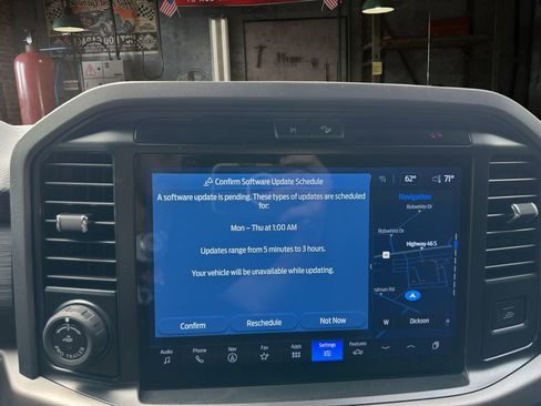 Used 2025 Ford F150 XLT w/ Equipment Group 302A MID image 19