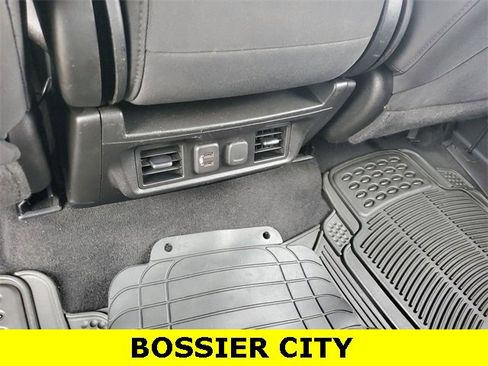 Certified 2021 Chevrolet Silverado 1500 LT image 20