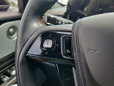 Used 2025 Lincoln Aviator Black Label AWD/4WD image 28