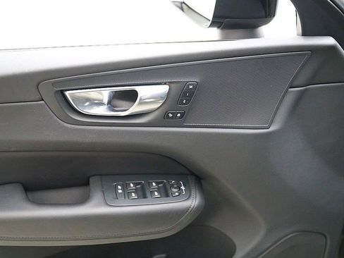 Certified 2025 Volvo XC60 B5 Plus AWD/4WD image 12