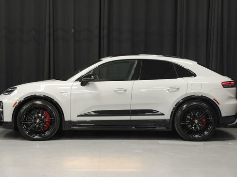 New 2026 Porsche Macan GTS Electric AWD/4WD image 2