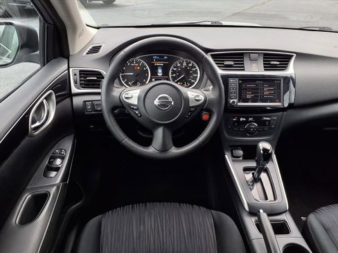 Used 2019 Nissan Sentra SV image 13