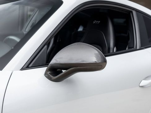 Certified 2018 Porsche 911 Carrera T RWD image 19