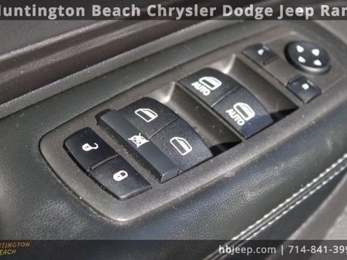 Used 2022 Dodge Durango SXT image 10