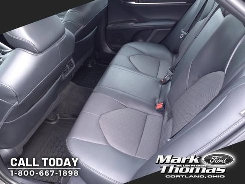 Used 2022 Toyota Camry XSE image 5