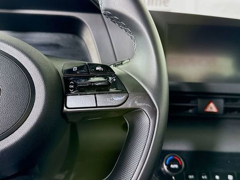 Certified 2025 Hyundai Elantra Sport FWD image 21