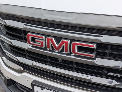 Certified 2023 GMC Terrain AT4 w/ Tech Package AWD/4WD image 31
